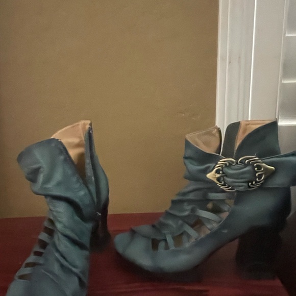 Blue Lartiste high heel shoe - Picture 3 of 4